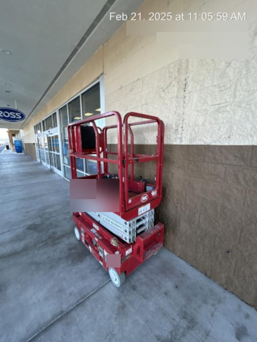 2020 MEC 1330SE Solid NM Tires, Steel Swing out Doors, LCS, Beacon, 900W Inverter