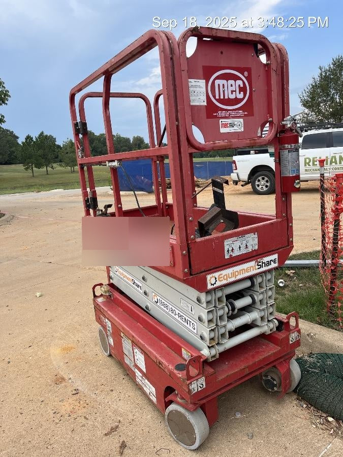 2019 MEC 1330SE MEC 1330SE w/ES Track Hardware, Full Extended 2 Year Warranty