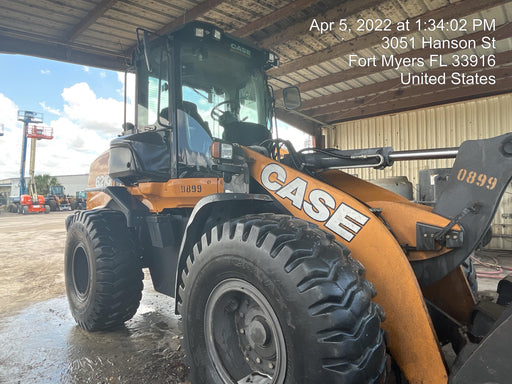 2018 Case 621G CLOSED CAB, 1 FUNCTION, JRB 416 STYLE HYD COUPLER