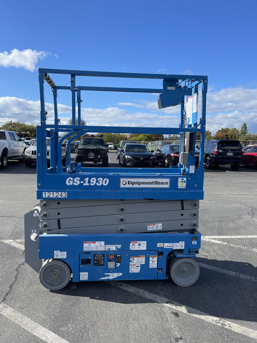 2020 Genie GS-1930 Solid Non Marking Tires, Beacon, Folding rails with half height swing gate, Telematics