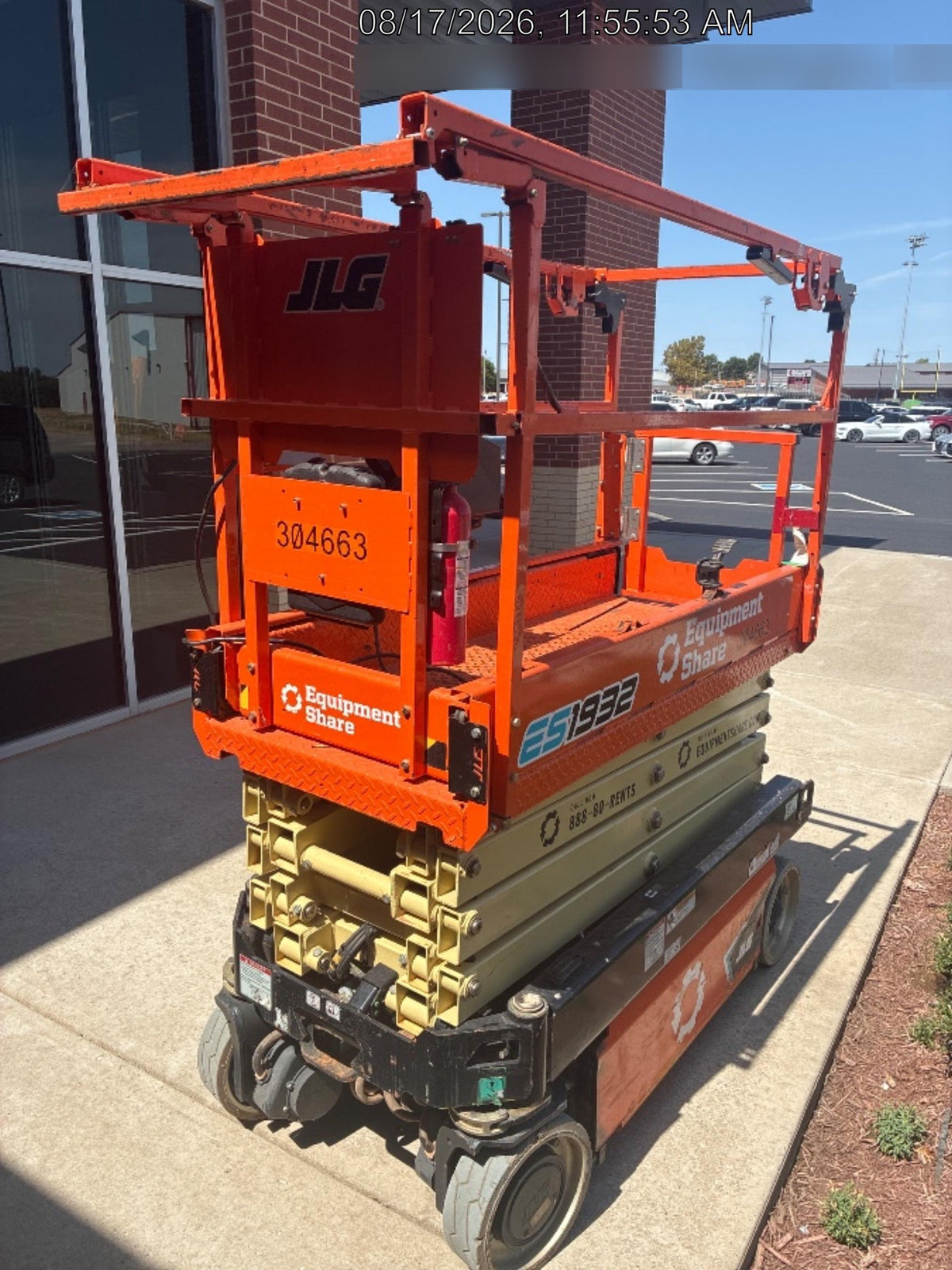 2023 JLG ES1932