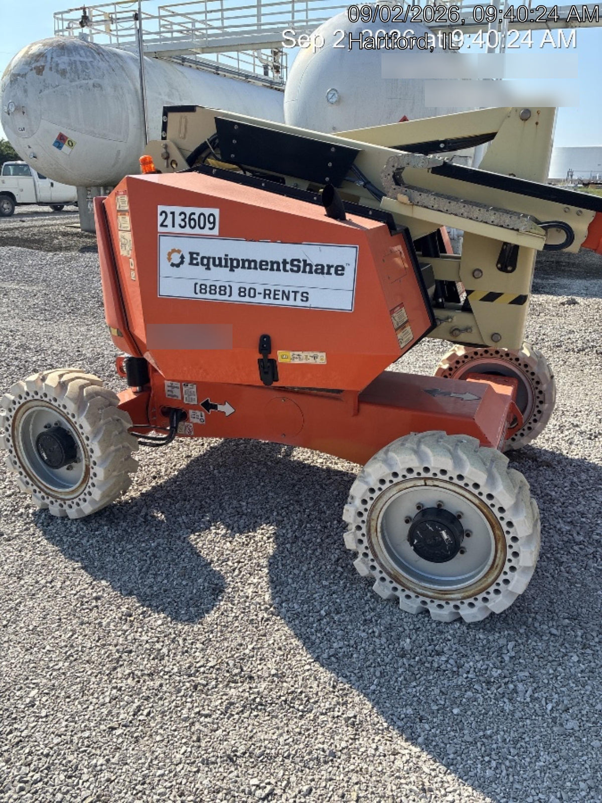 2022 JLG 340AJ