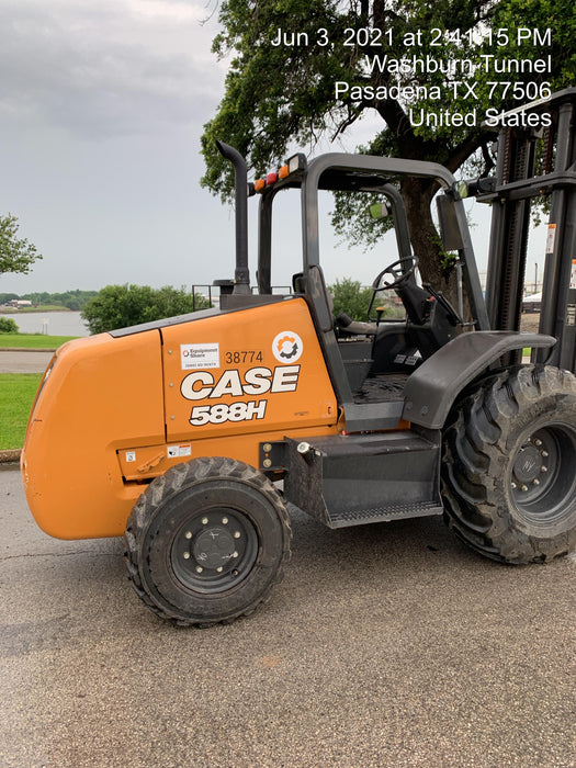 2019 CASE 588H