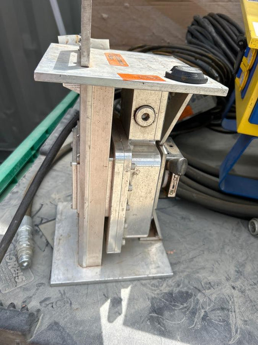 2022 WORKSITE LIGHTING PetroPRO Handy 24639