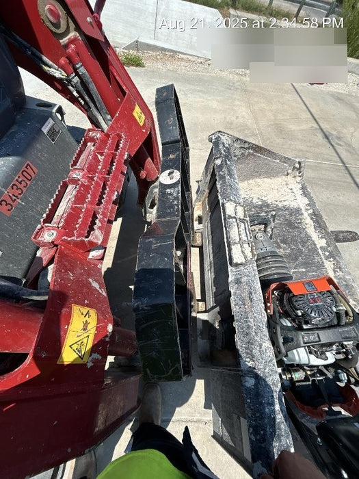 2024 VIRNIG 48" Pallet Forks - Virnig