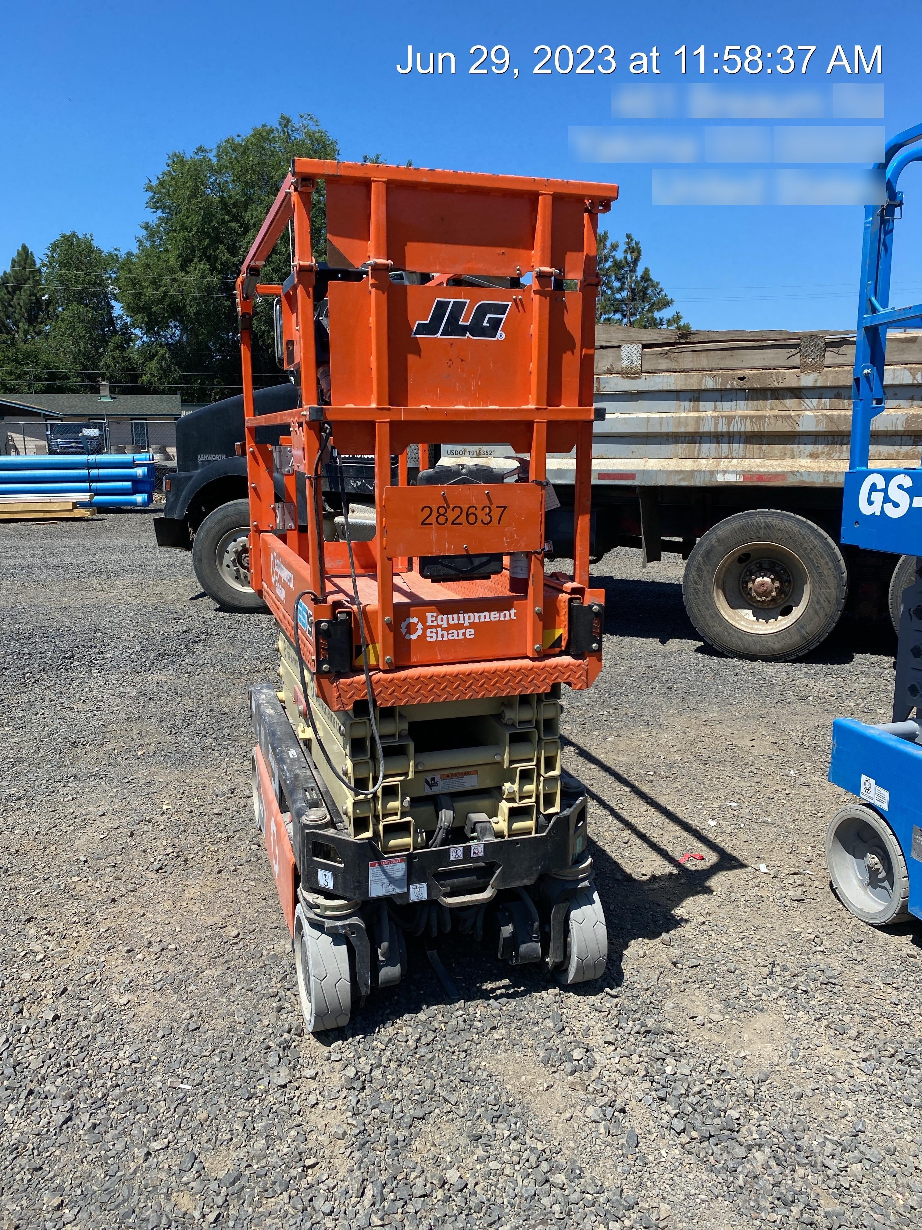 2022 JLG ES1932