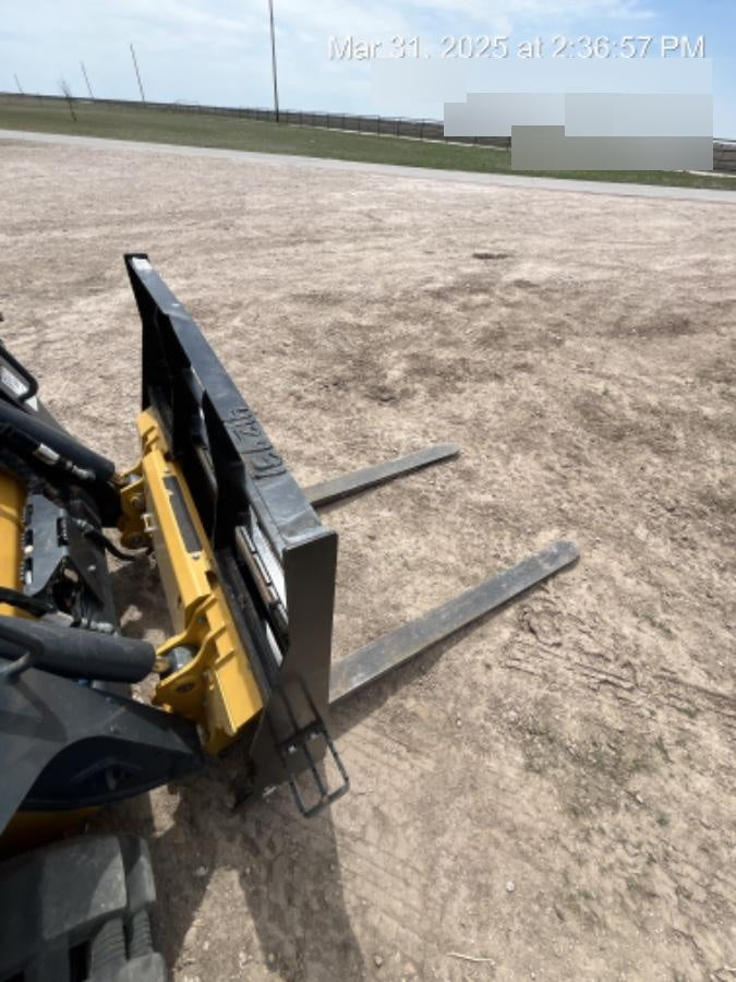 2024 ARROW MATERIAL HANDLING F5100CB