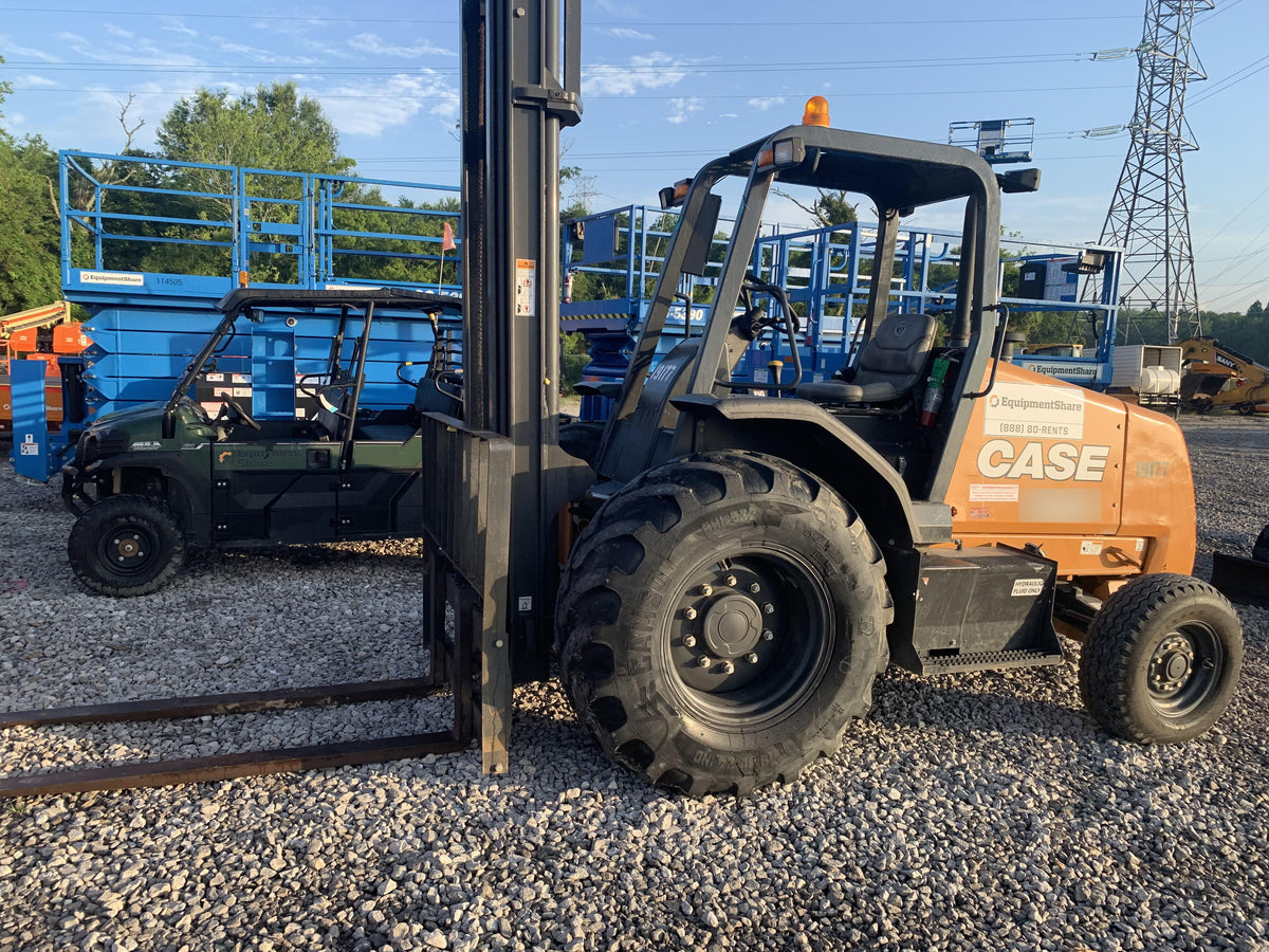 2018 CASE 586H