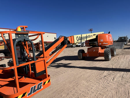 2022 JLG 660SJ