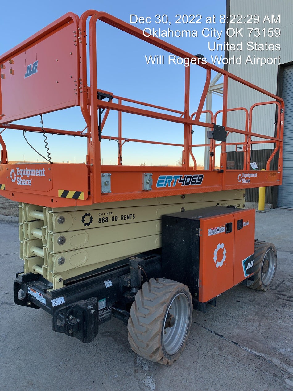 2022 JLG ERT4069