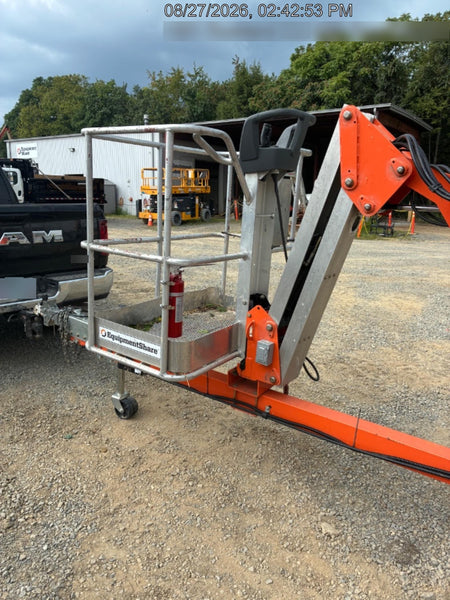 2022 JLG T500J