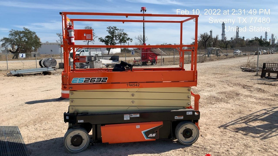 2021 JLG ES2632