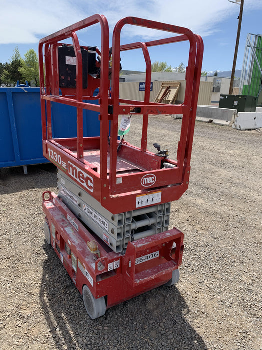 2020 MEC 1330SE Solid NM Tires, Steel Swing out Doors, LCS, Beacon, 900W Inverter