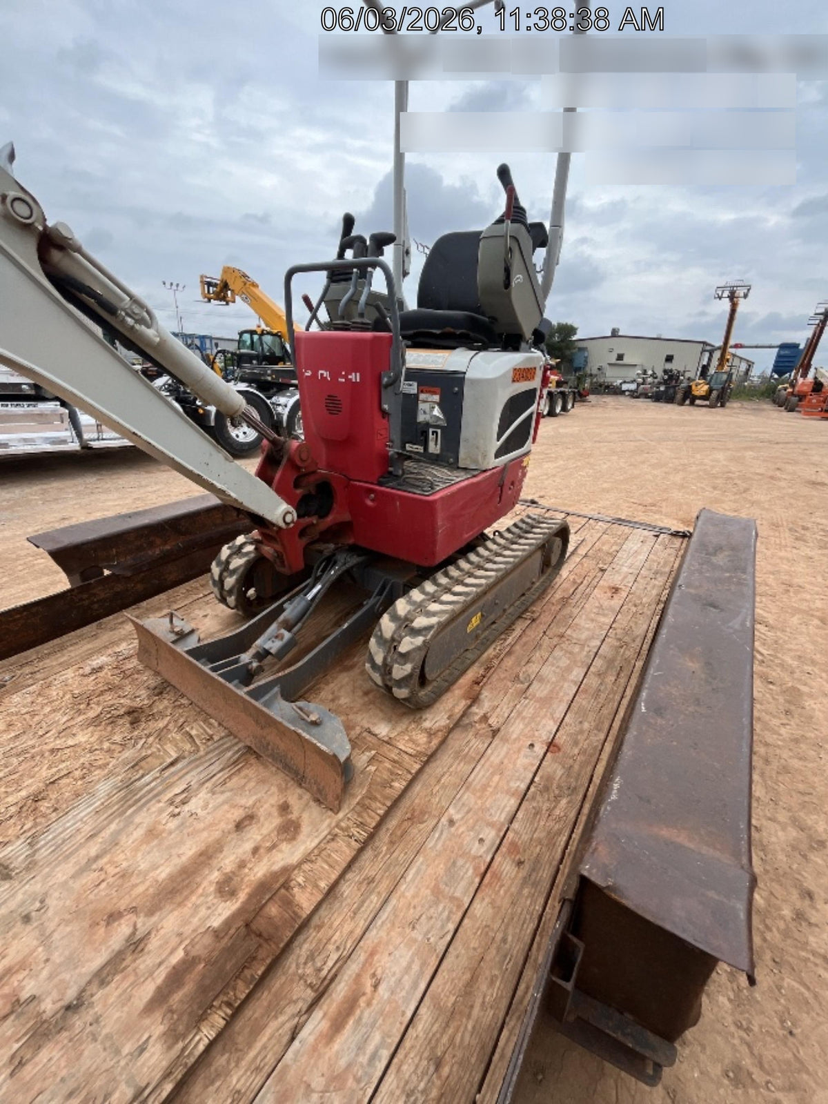 2022 TAKEUCHI TB210R