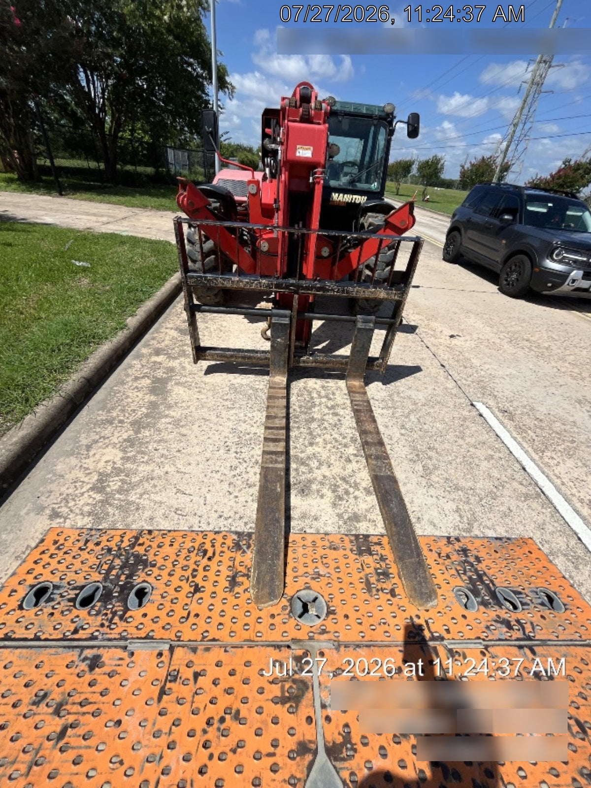 2019 JLG 660SJ