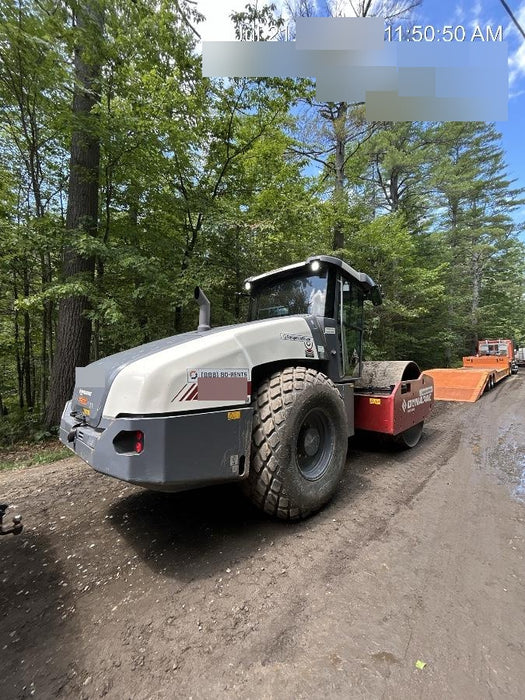 2023 DYNAPAC CA2500D