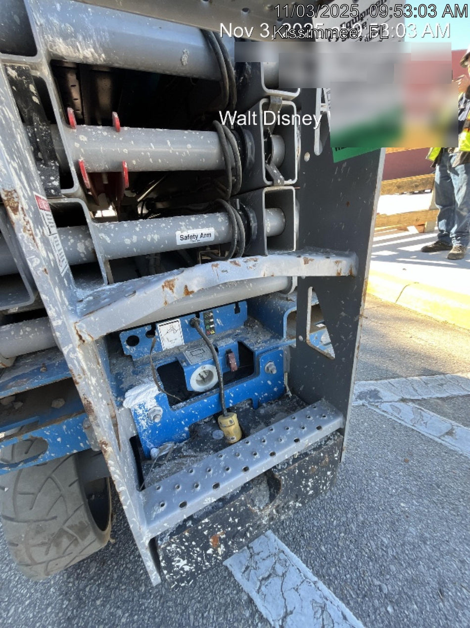 2022 GENIE GS-2632