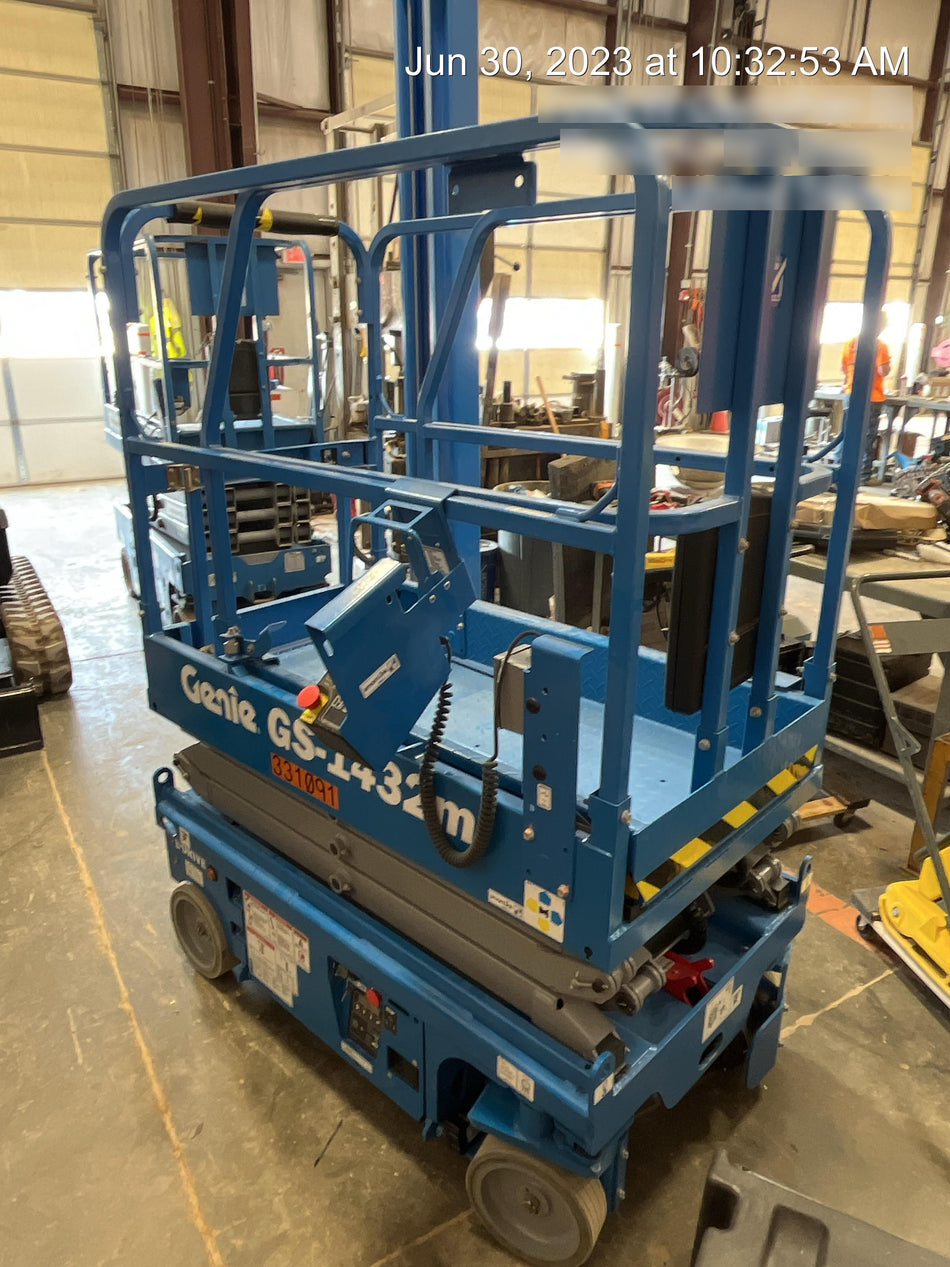 2023 GENIE GS-1432