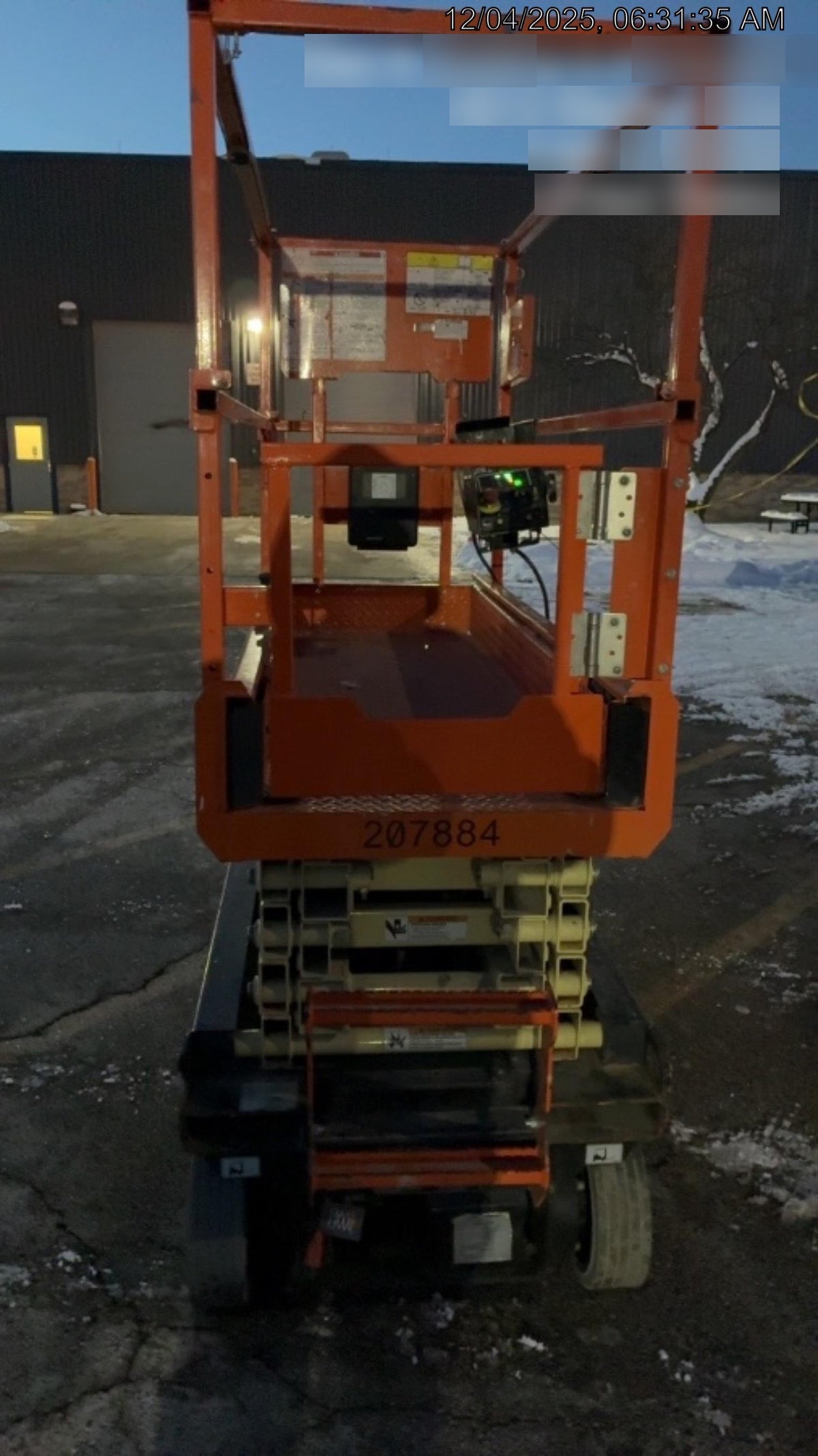 2022 JLG R1932