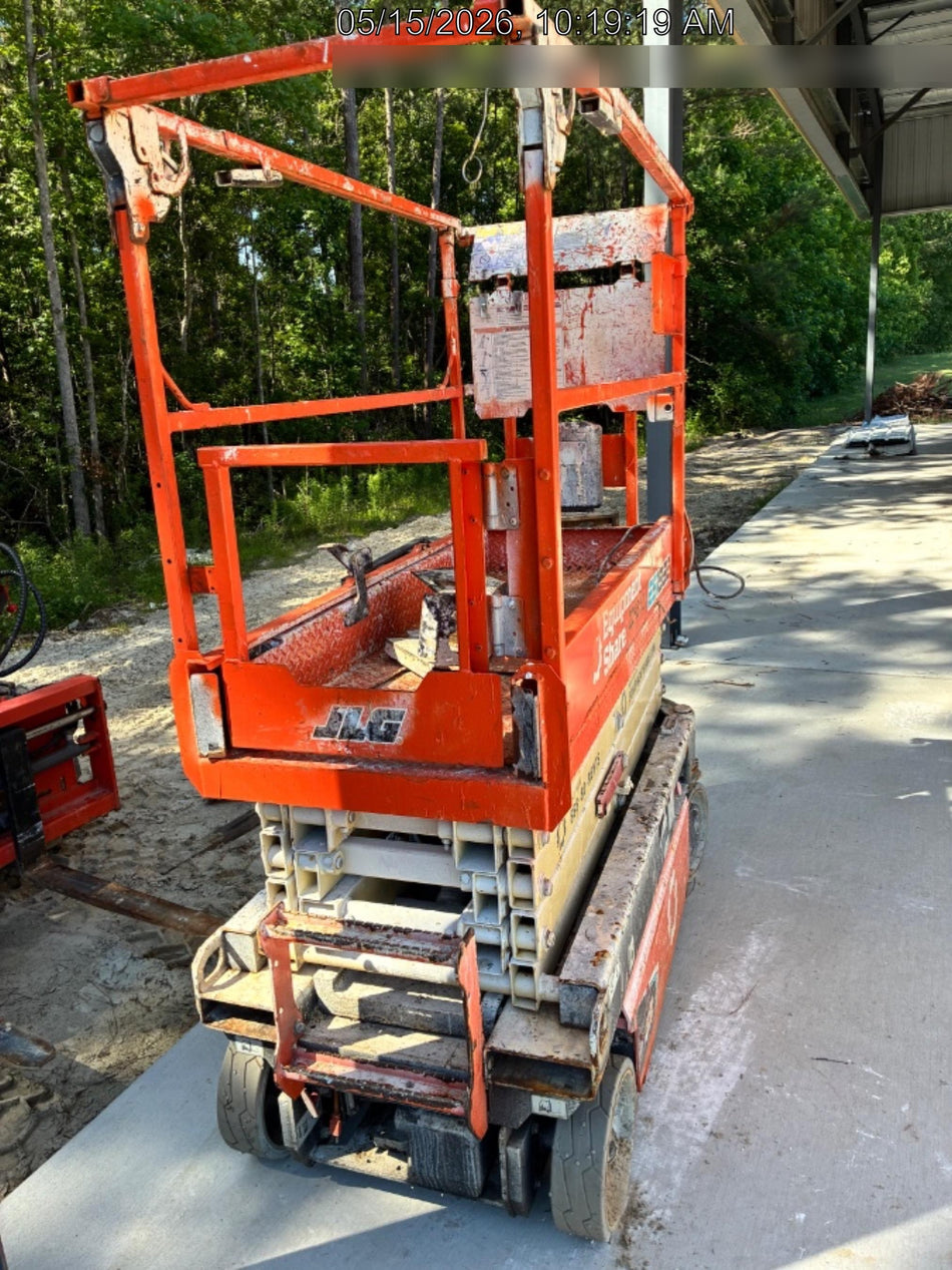 2022 JLG ES1932