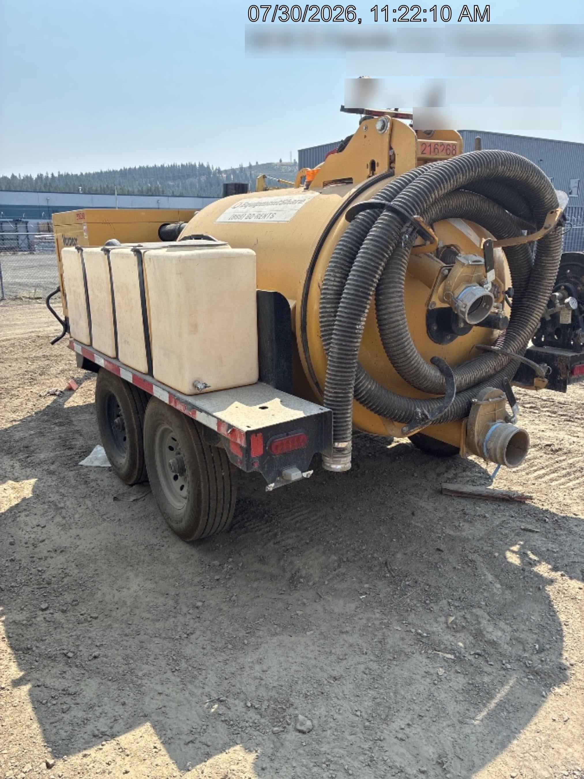 2022 Vac-Tron LP573XDT T4 Koehler Diesel Engine, 500 Gallon Debris Tank, x2 100 Gallon Water Tanks