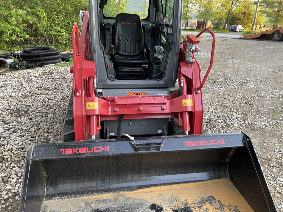 2022 TAKEUCHI TL8R2-CR