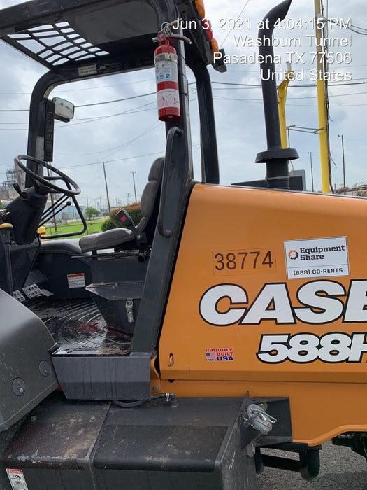 2019 CASE 588H