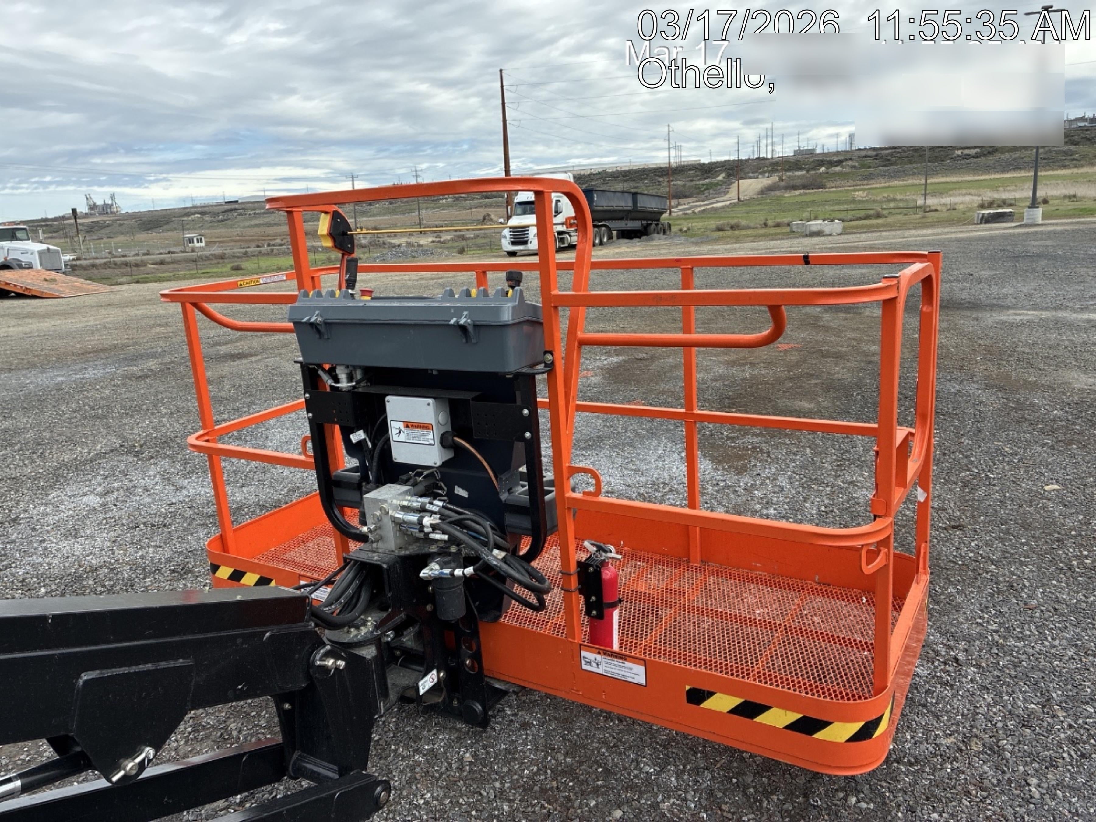 2025 JLG 660SJ