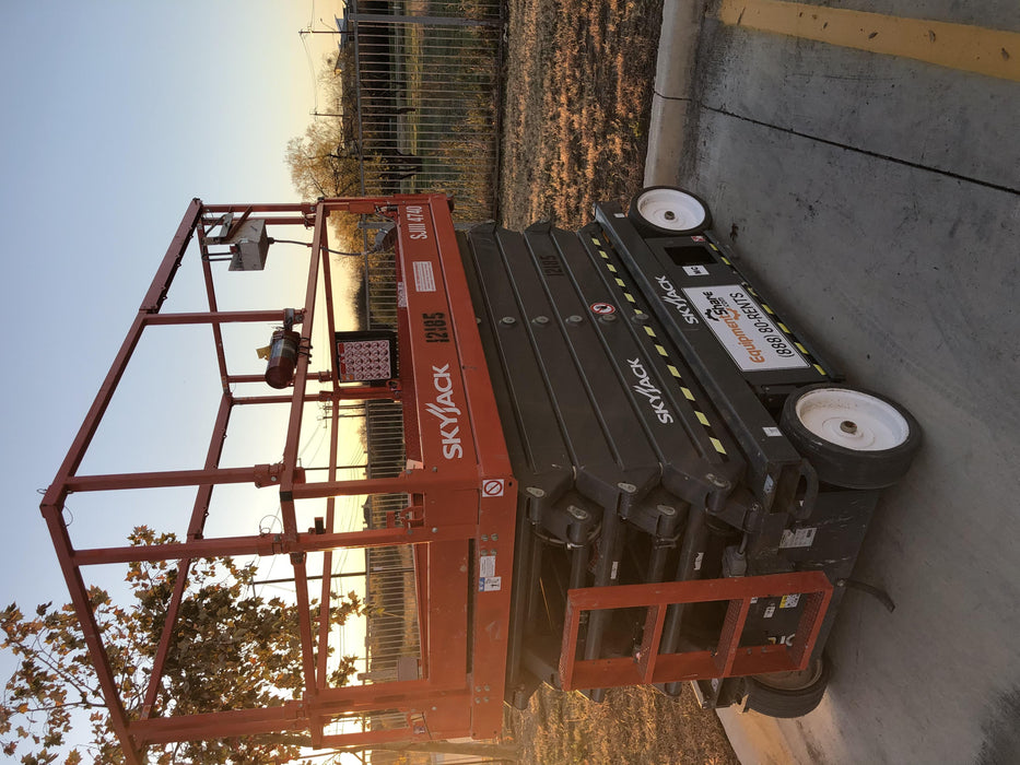 2018 SKYJACK SJIII-4740