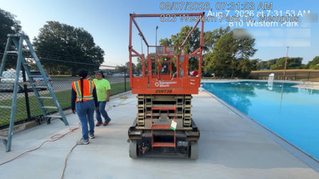2022 JLG ES3246
