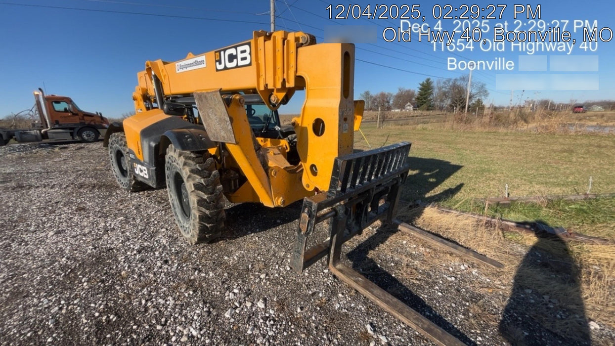 2019 JCB 510-56 Enclosed Cab, 74 HP, Solid Tires, Worklights, Beacon, Aux Hydraulics, Lifting Eye w/66" Carriage/60" Forks
