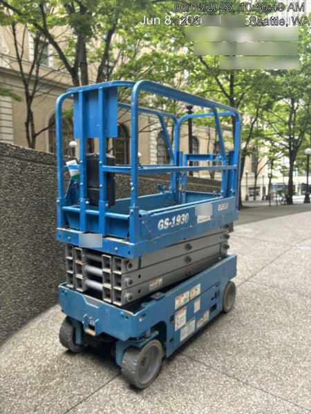 2019 Genie GS-1930 Half Height Swing Gate, 800W Inverter