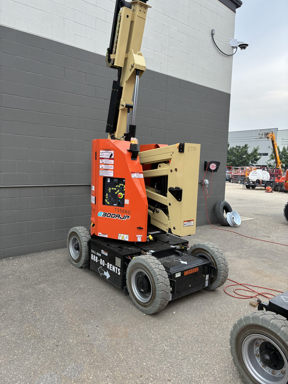 2026 JLG E300AJP