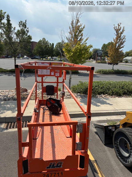 2022 JLG ES2632