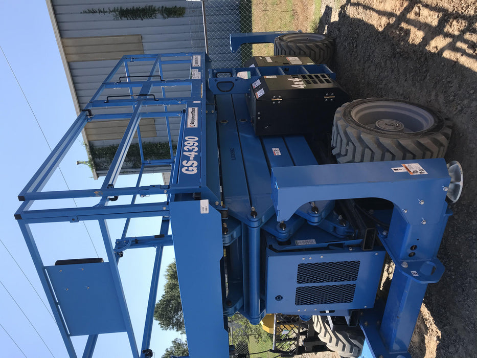 2020 GENIE GS-4390 RT