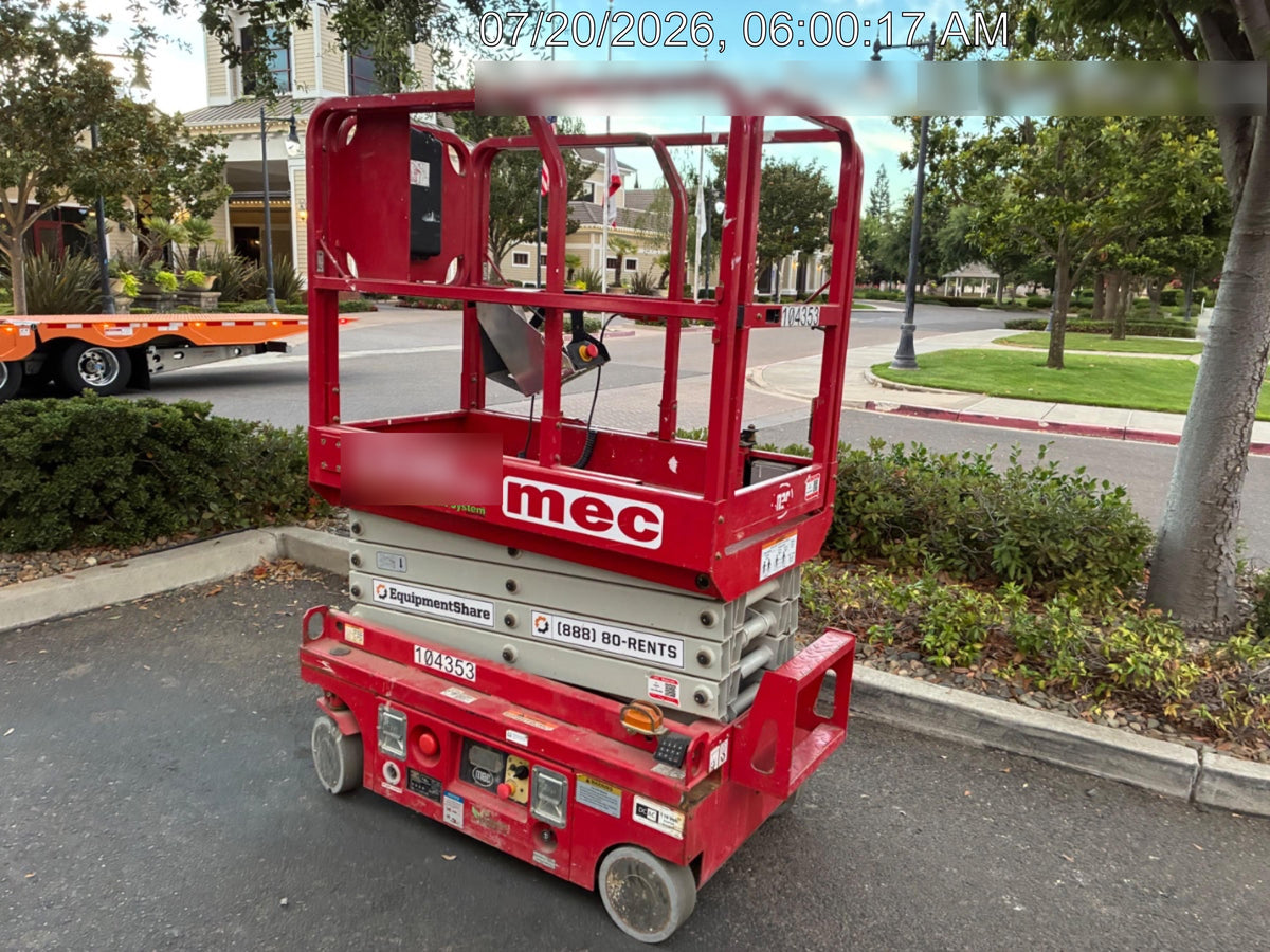 2020 MEC 1330SE Solid NM Tires, Steel Swing out Doors, LCS, Beacon, 900W Inverter