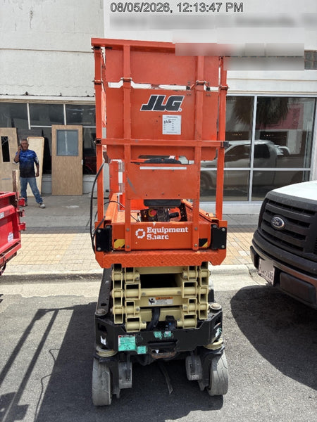 2025 JLG ES1932