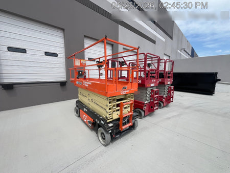 2022 JLG ES3246