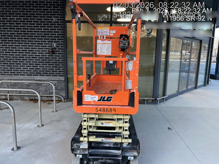 2025 JLG ES1932