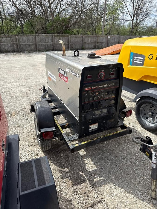 2019 Lincoln Electric Vantage 322 Welder Ready-Pak 3, Two wheel trailer, Fender and Light kit, Cable Rack