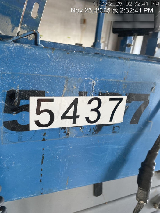 2017 Genie GS-3232 Genie GS3232 Narrow 32' Scissor Lift