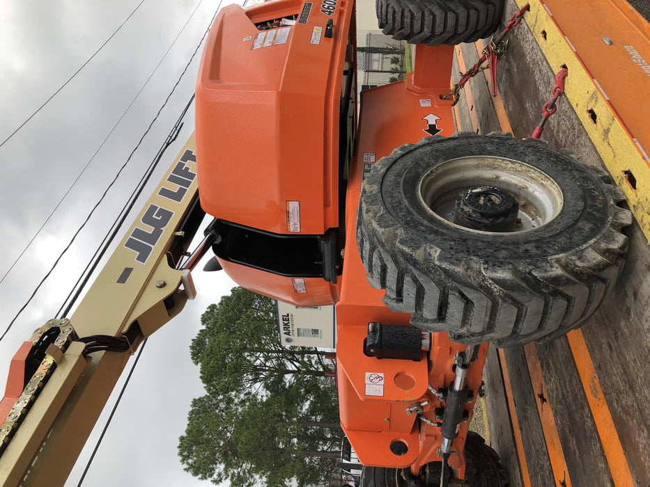 2019 JLG 460SJ
