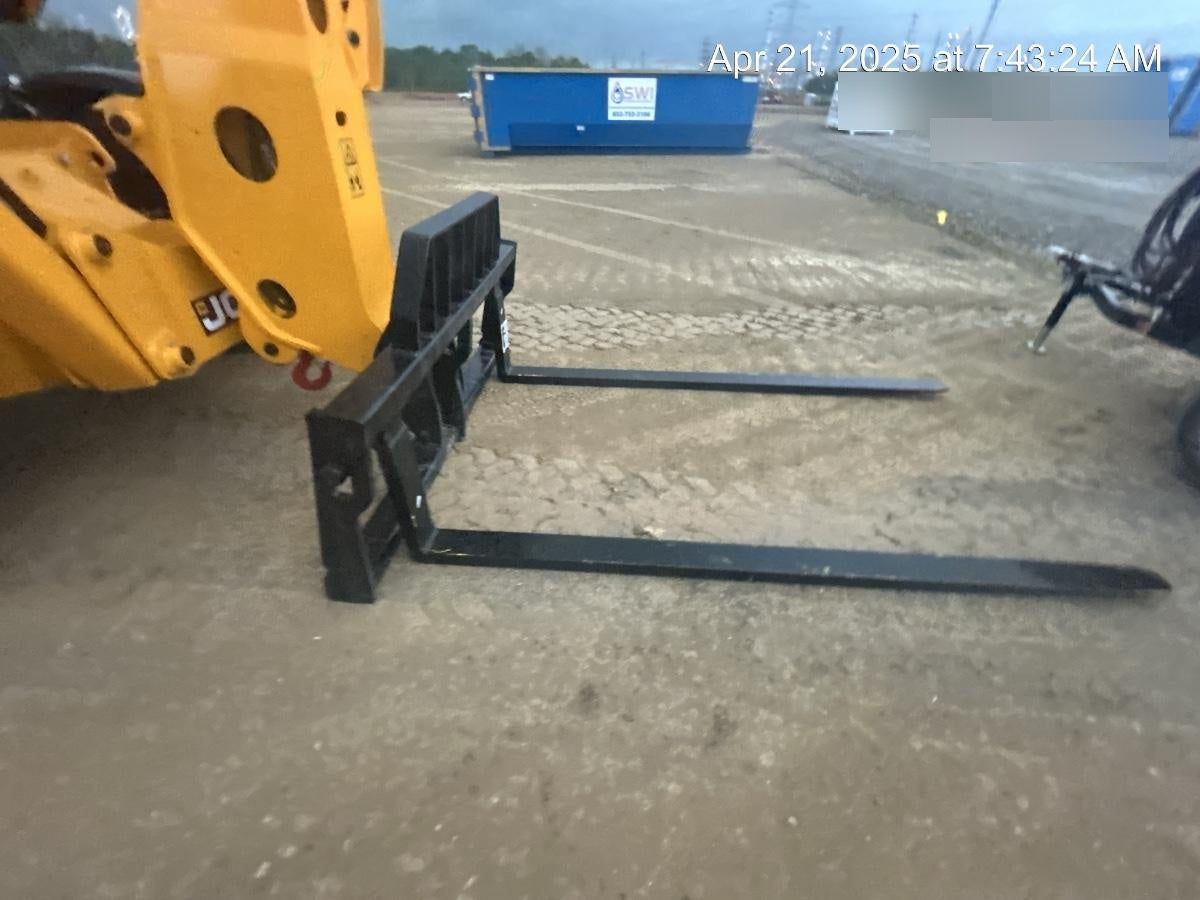 2025 JCB 512-56