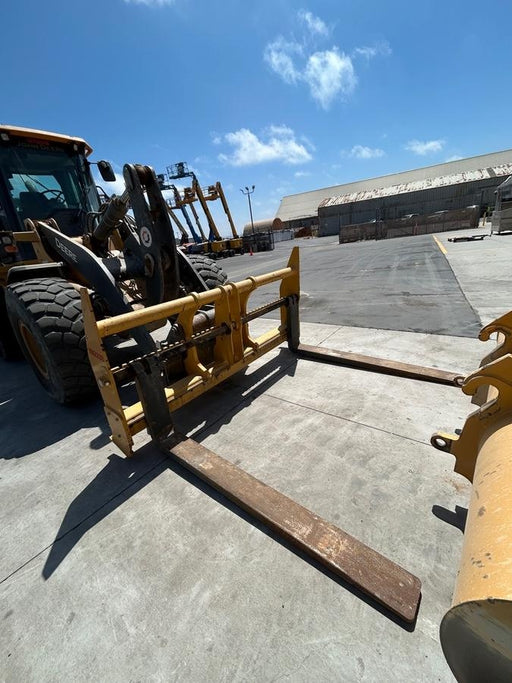 2020 JOHN DEERE 96" Loader Fork Carriage - John Deere