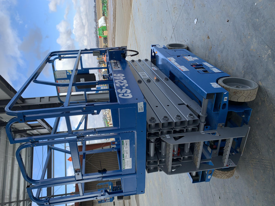 2020 Genie GS-3246 Standard, Folding full height swing gate