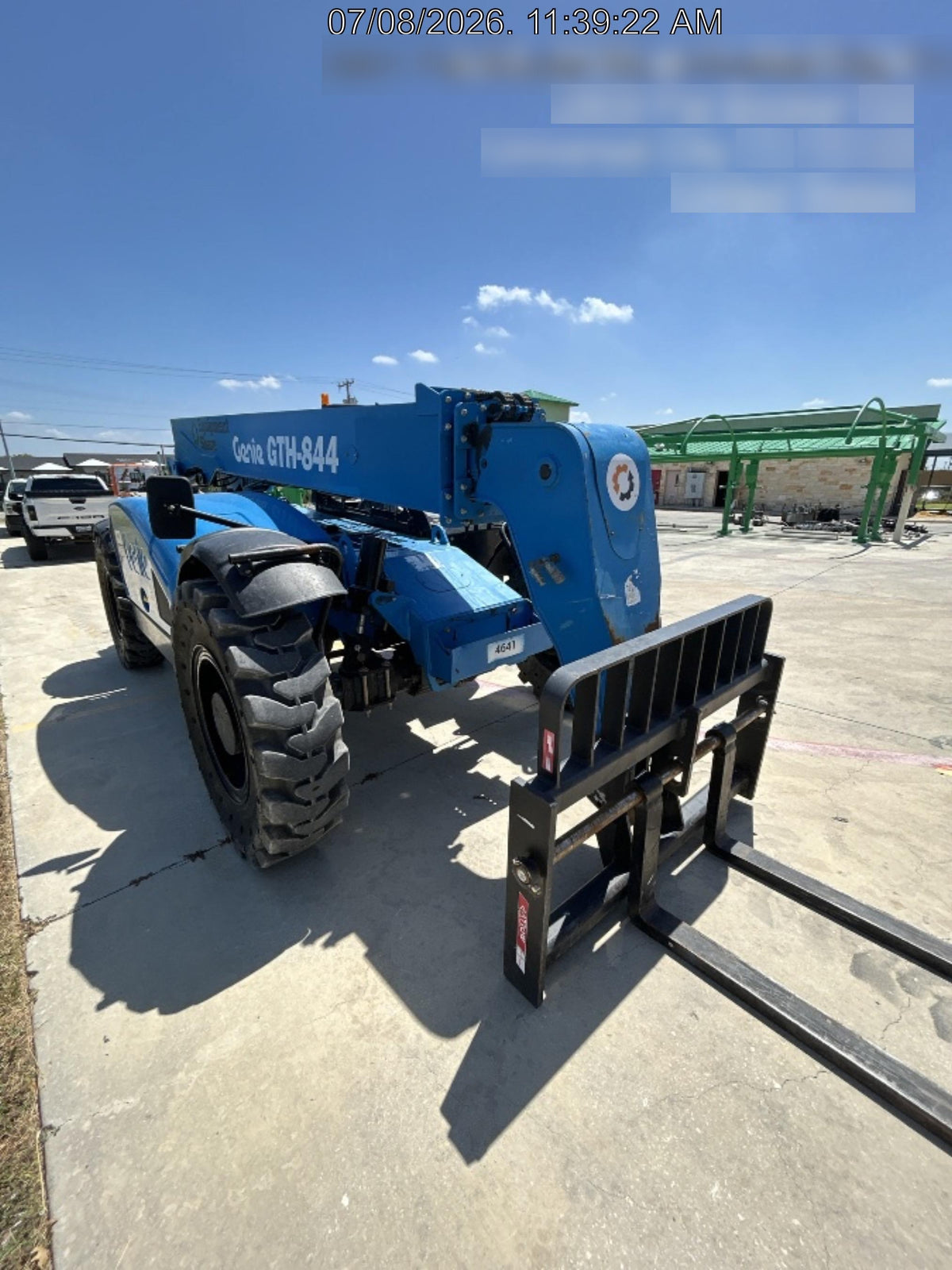 2017 GENIE GTH-844