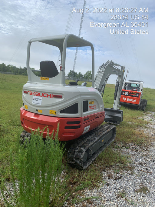 2022 TAKEUCHI TB235-2R