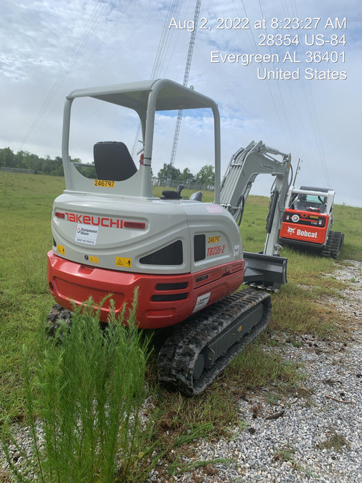 2022 TAKEUCHI TB235-2R