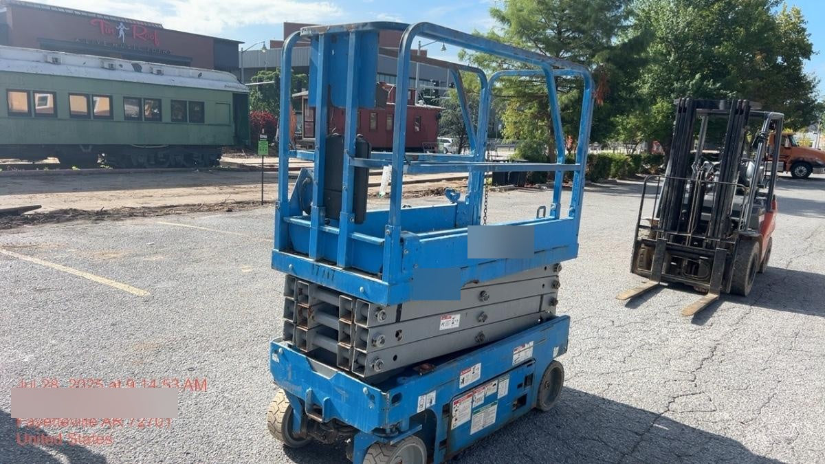 2018 Genie GS-1930 Genie GS-1930 w/Fixed Rail, Chain Entry