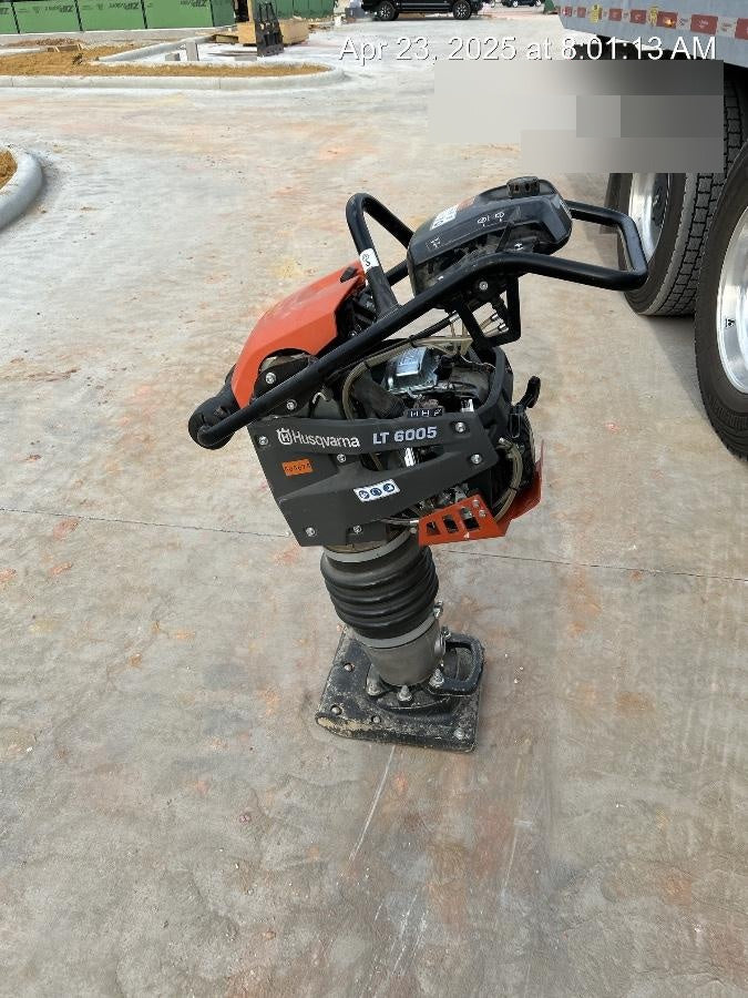 2025 HUSQVARNA LT6005
